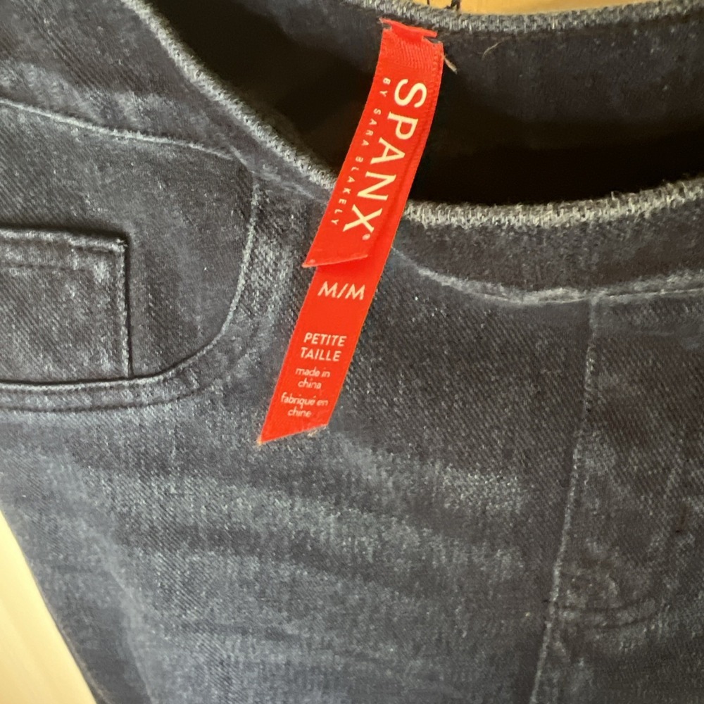 Spanx stretch Ankle Leggings Dark Indigo Blue Petite Medium 20242P - Picture 2 of 7